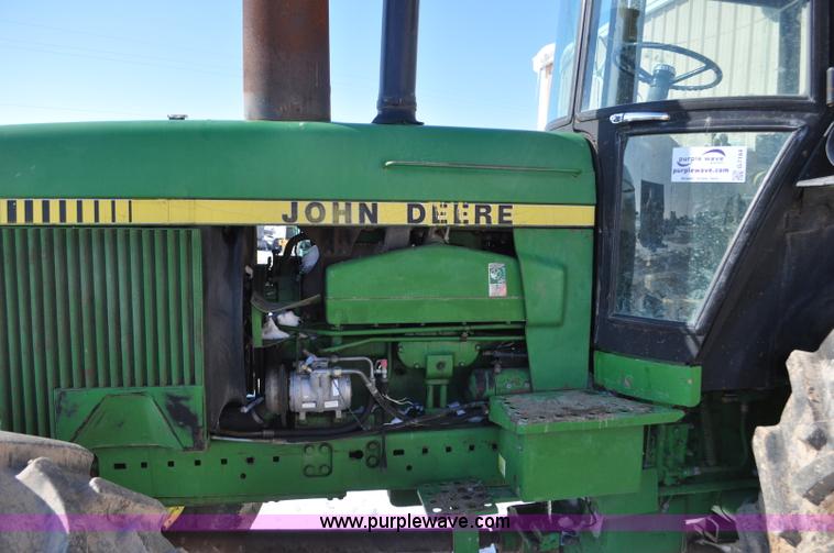 image for item G7184 1984 John Deere 4850 MFWD tractor