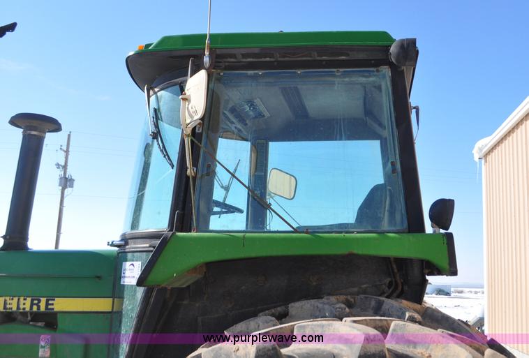 image for item G7184 1984 John Deere 4850 MFWD tractor