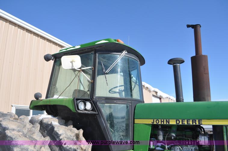 image for item G7184 1984 John Deere 4850 MFWD tractor