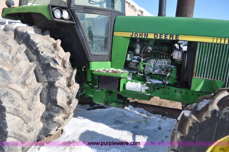 image for item G7184 1984 John Deere 4850 MFWD tractor