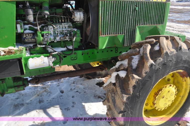 image for item G7184 1984 John Deere 4850 MFWD tractor