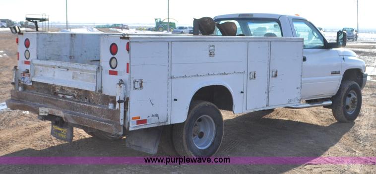 image for item G7195 2001 Dodge Ram 3500 utility truck