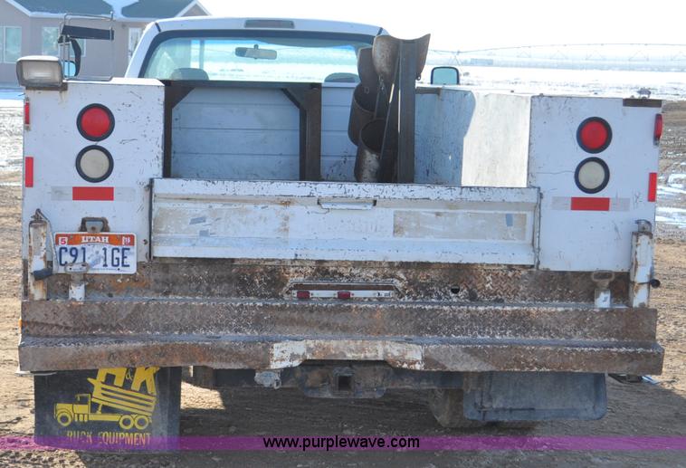 image for item G7195 2001 Dodge Ram 3500 utility truck