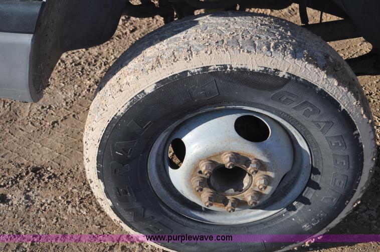 image for item G7195 2001 Dodge Ram 3500 utility truck