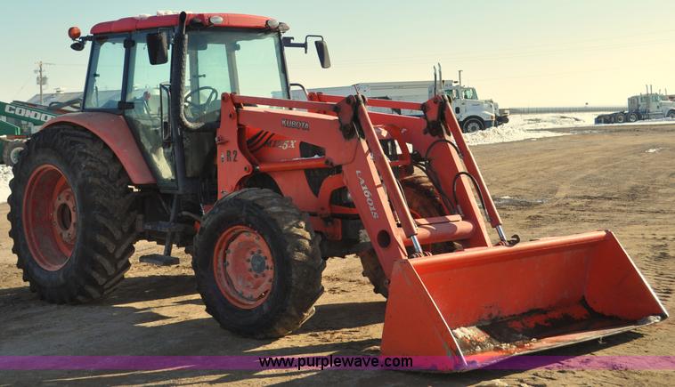 image for item G7213 2007 Kubota M125X MFWD tractor