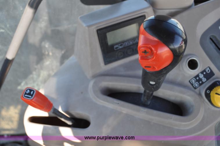 image for item G7213 2007 Kubota M125X MFWD tractor