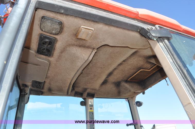 image for item G7213 2007 Kubota M125X MFWD tractor