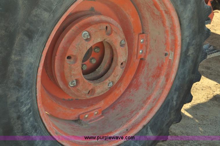 image for item G7213 2007 Kubota M125X MFWD tractor