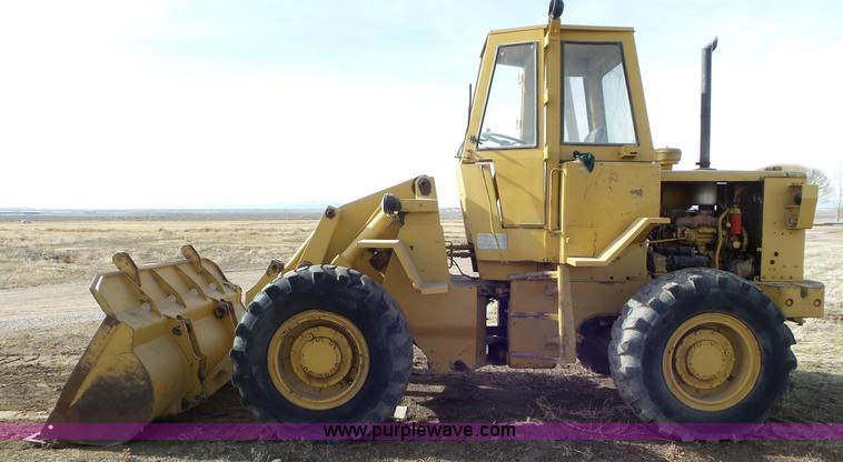 image for item J8303 Caterpillar 930 wheel loader