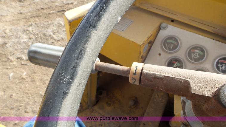 image for item J8303 Caterpillar 930 wheel loader