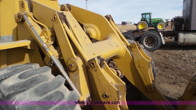 image for item J8303 Caterpillar 930 wheel loader