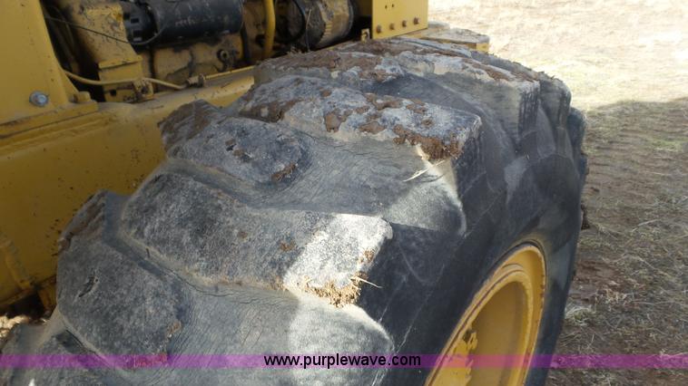 image for item J8303 Caterpillar 930 wheel loader