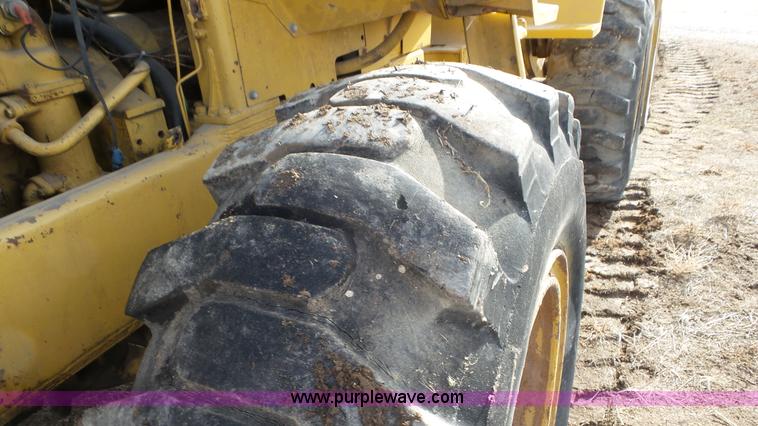 image for item J8303 Caterpillar 930 wheel loader