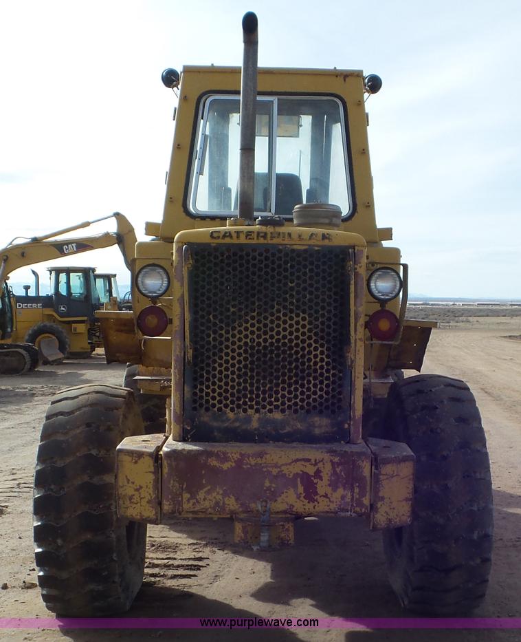 image for item J8304 1976 Caterpillar 930 wheel loader