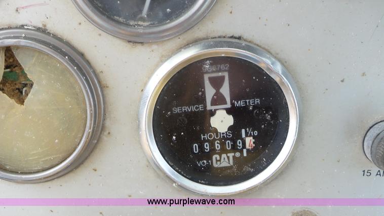 image for item J8304 1976 Caterpillar 930 wheel loader