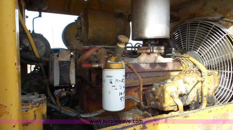 image for item J8304 1976 Caterpillar 930 wheel loader