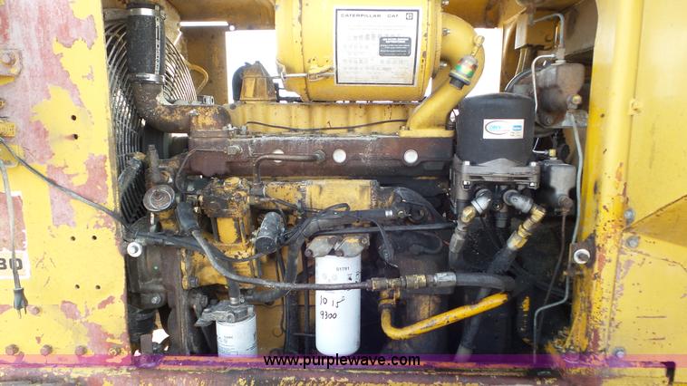image for item J8304 1976 Caterpillar 930 wheel loader