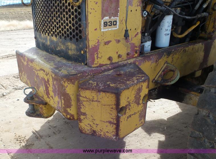 image for item J8304 1976 Caterpillar 930 wheel loader