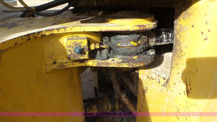 image for item J8304 1976 Caterpillar 930 wheel loader