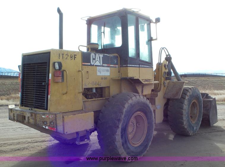 image for item J8305 1996 Caterpillar IT28F wheel loader