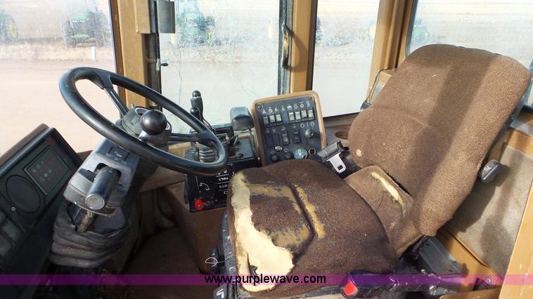 image for item J8305 1996 Caterpillar IT28F wheel loader