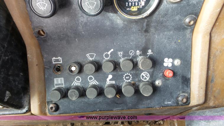 image for item J8305 1996 Caterpillar IT28F wheel loader