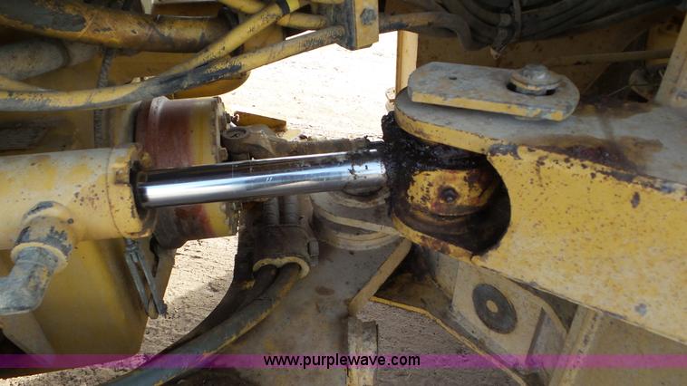 image for item J8305 1996 Caterpillar IT28F wheel loader