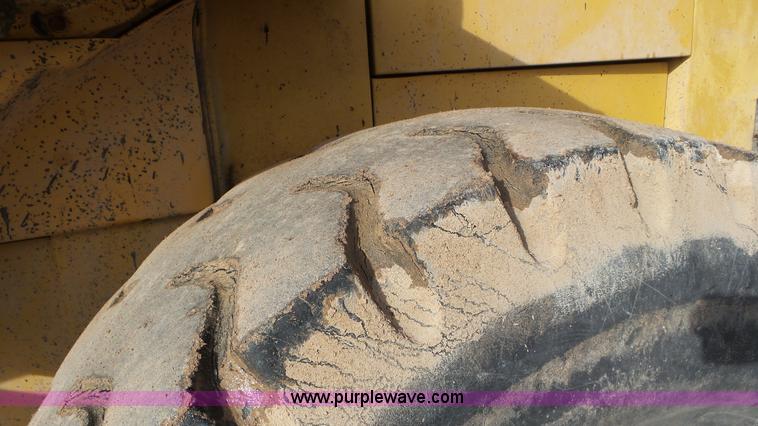 image for item J8305 1996 Caterpillar IT28F wheel loader