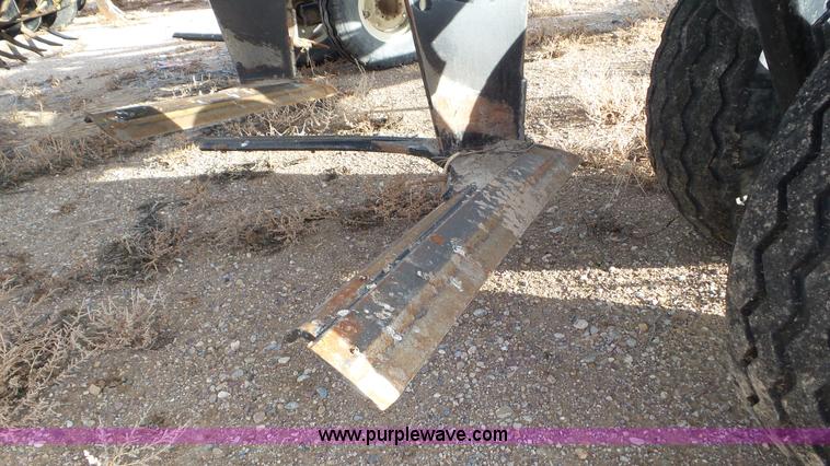 image for item J8308 Great Plains 9540PP blade plow