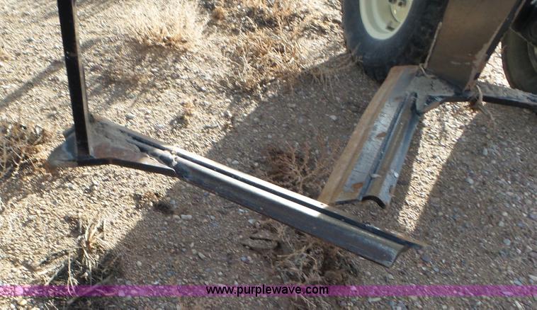 image for item J8308 Great Plains 9540PP blade plow