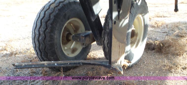 image for item J8308 Great Plains 9540PP blade plow