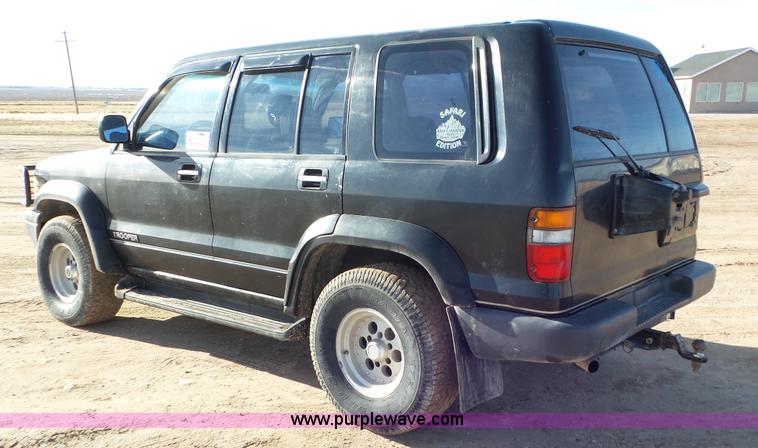 image for item J8323 1994 Isuzu Trooper SUV