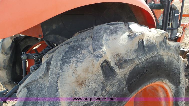 image for item J8324 2007 Kubota M6040 MFWD tractor
