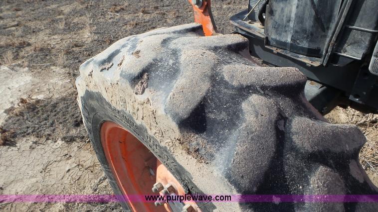 image for item J8324 2007 Kubota M6040 MFWD tractor