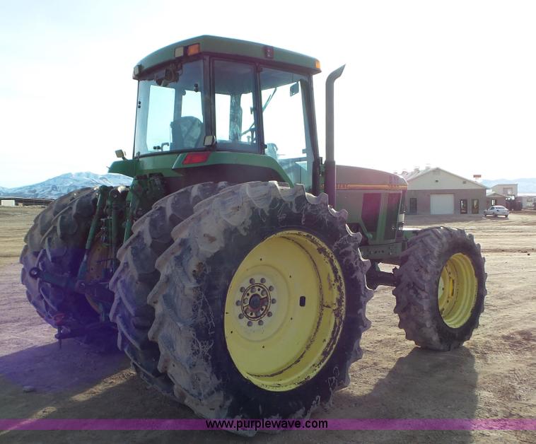 image for item J8329 1996 John Deere 7800 MFWD tractor