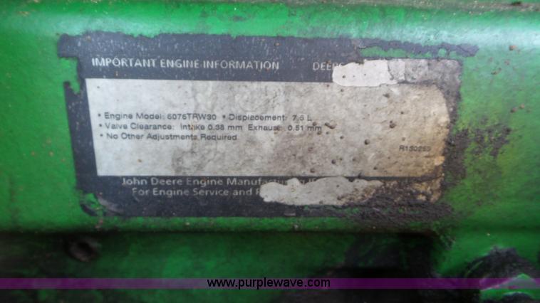 image for item J8329 1996 John Deere 7800 MFWD tractor