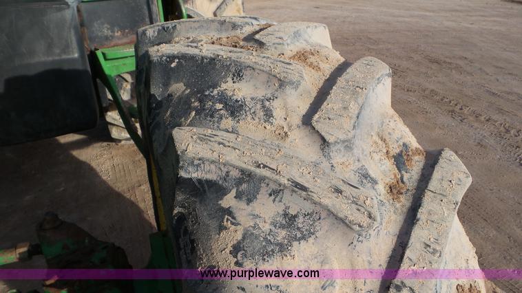 image for item J8329 1996 John Deere 7800 MFWD tractor