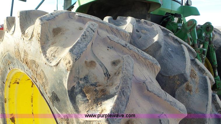 image for item J8329 1996 John Deere 7800 MFWD tractor