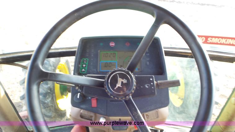 image for item J8329 1996 John Deere 7800 MFWD tractor
