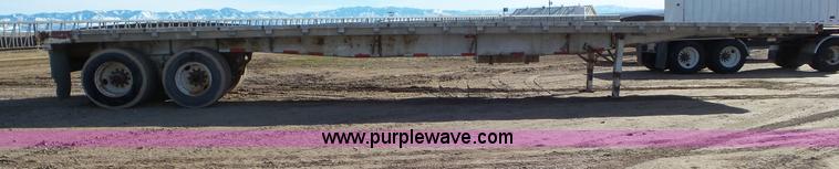 image for item J8330 1986 Fruehauf PA80-E2-45 flatbed trailer