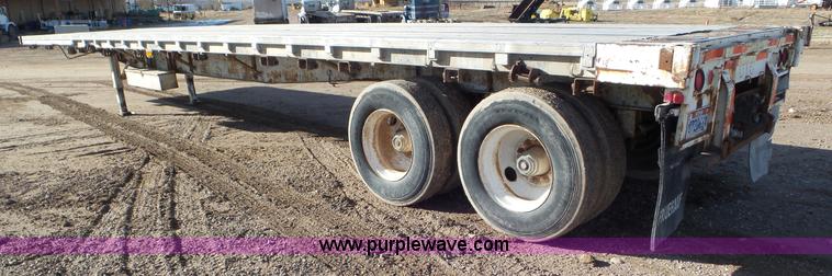 image for item J8330 1986 Fruehauf PA80-E2-45 flatbed trailer