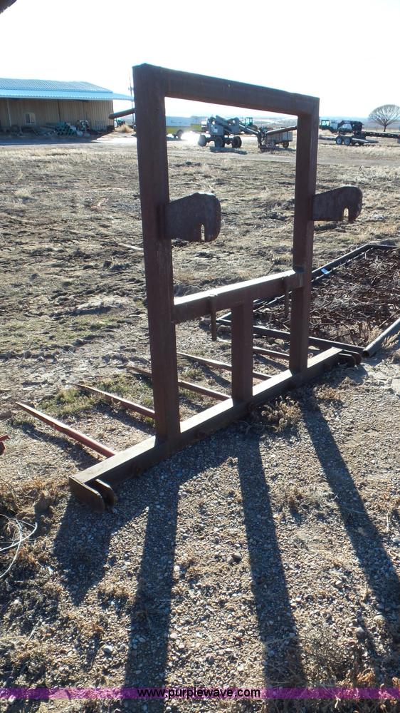 image for item J8337 Bale spear attachment