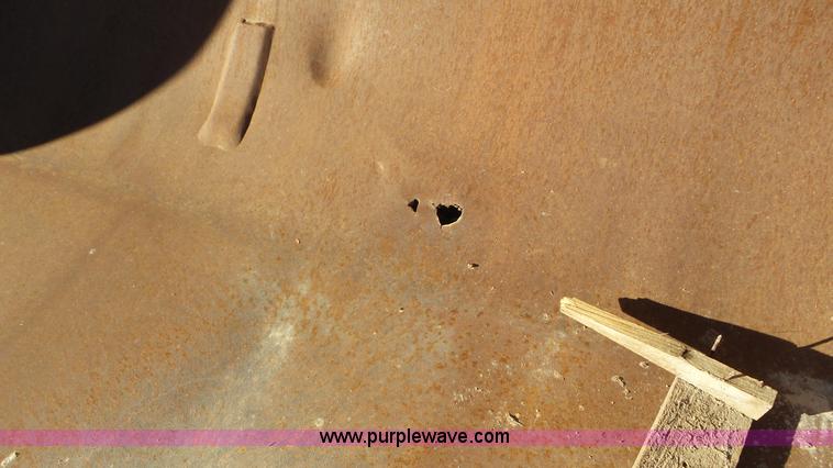 image for item J8339 Wheel loader bucket