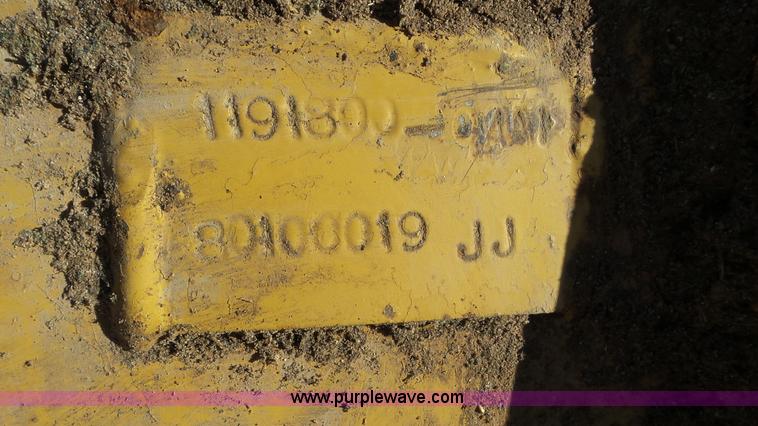 image for item J8344 Wheel loader bucket