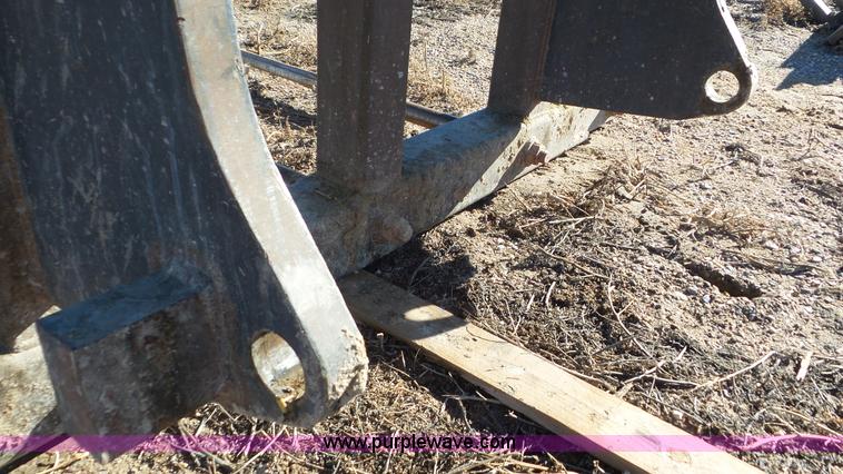 image for item J8350 Wheel loader bale spear