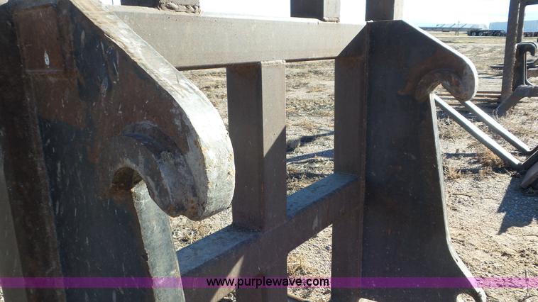 image for item J8350 Wheel loader bale spear