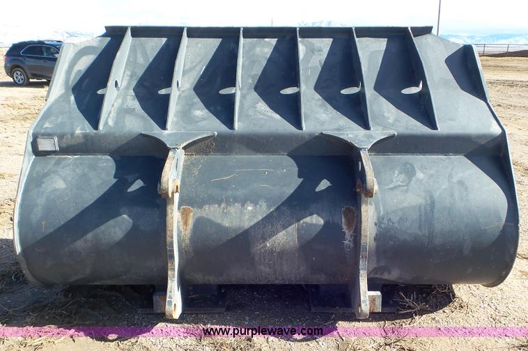 image for item J8354 JRB 544J loader bucket