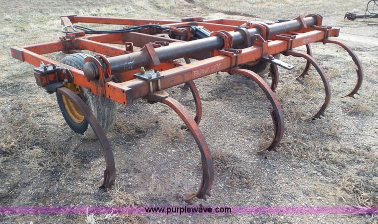 image for item J8364 Brady 1000 chisel