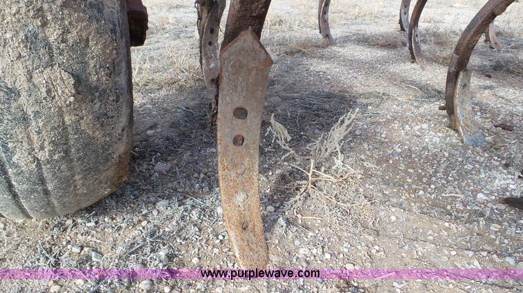 image for item J8364 Brady 1000 chisel