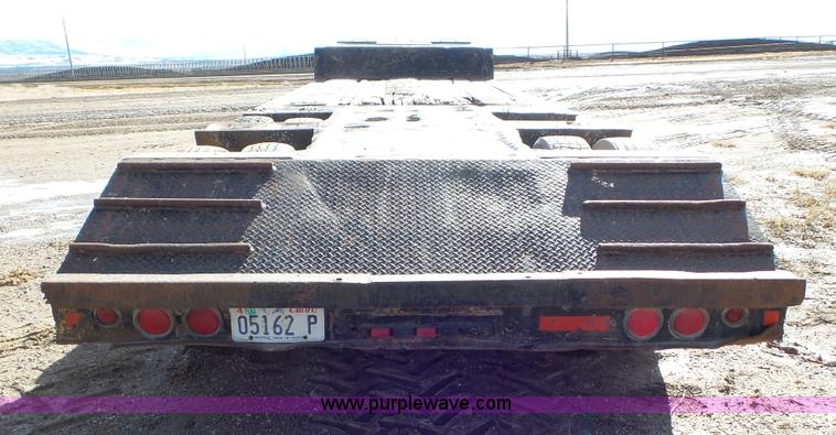 image for item J8365 1971 Fruehauf CN2-25-L drop deck trailer